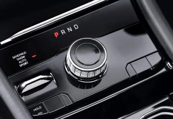 Traction with iconic precision